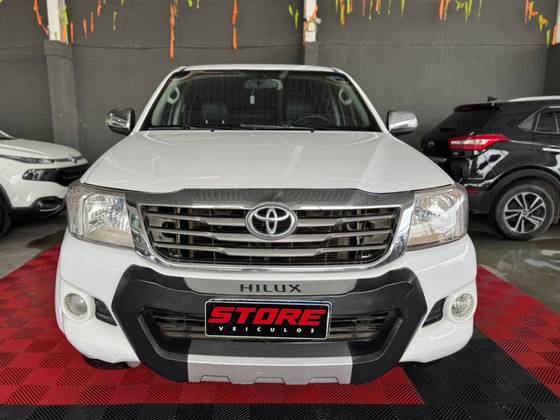 TOYOTA HILUX 2.7 SRV 4X4 CD 16V FLEX 4P AUTOMÁTICO